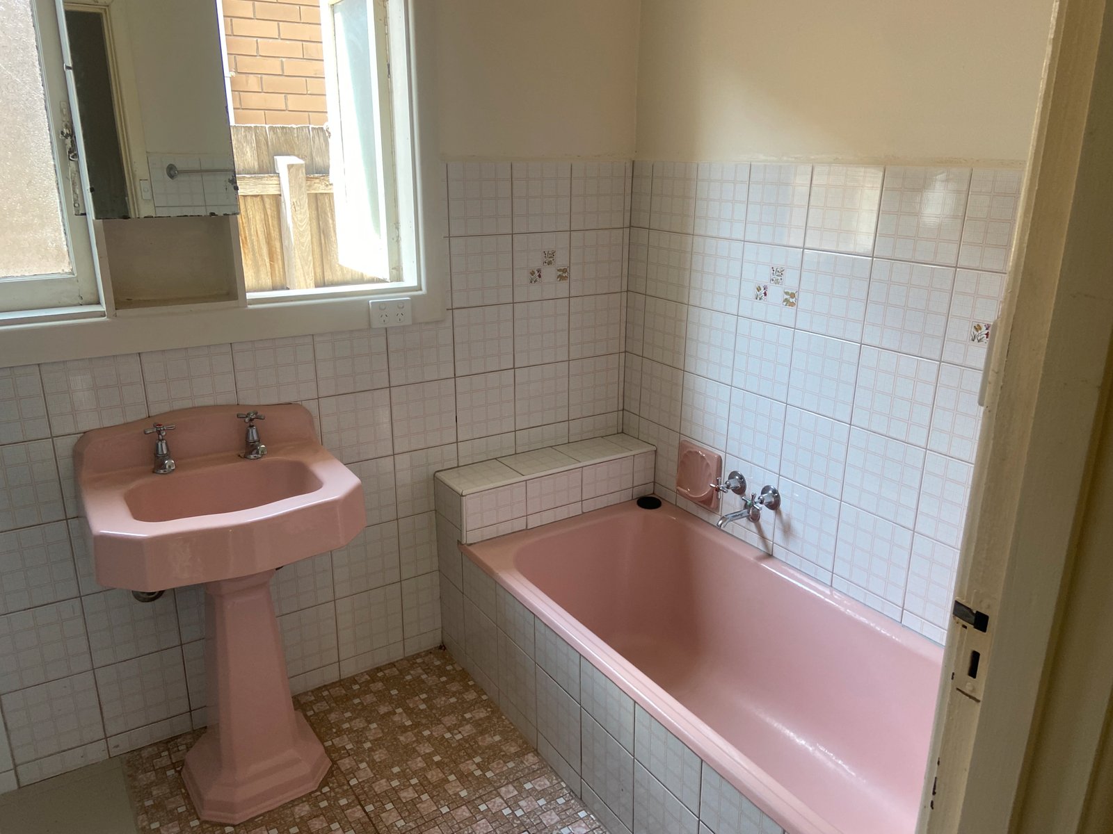 Gallery: 17 Bromyard Street