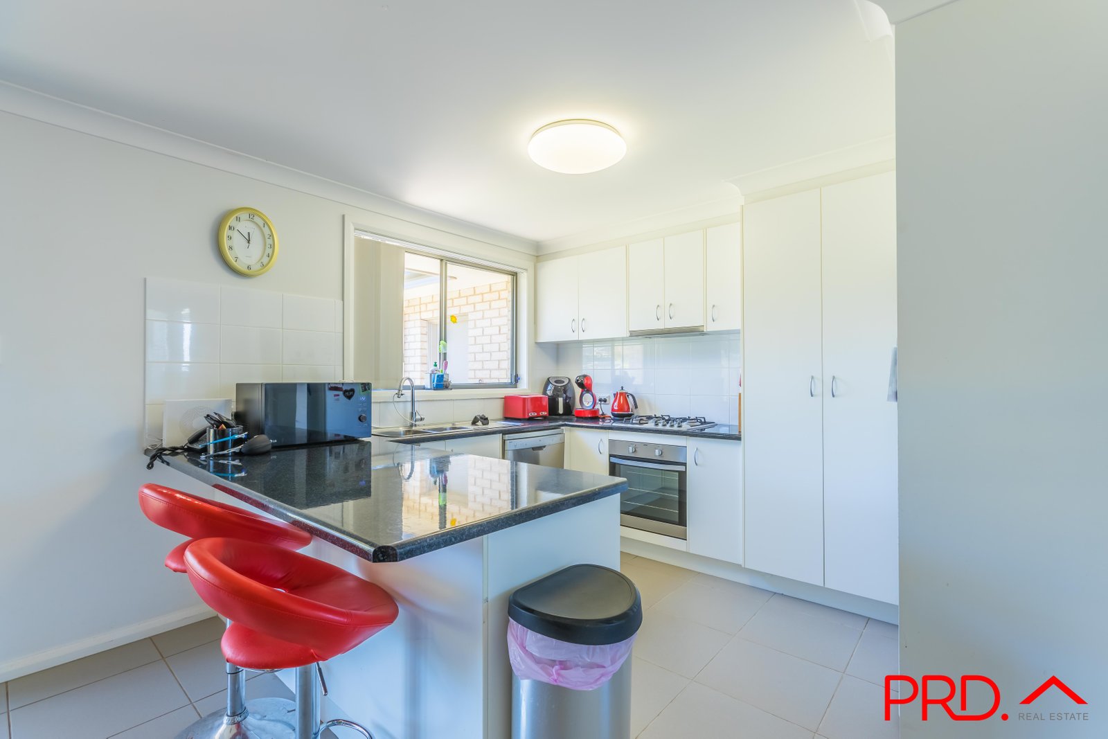 17 Brushbox Grove TAMWORTH 10
