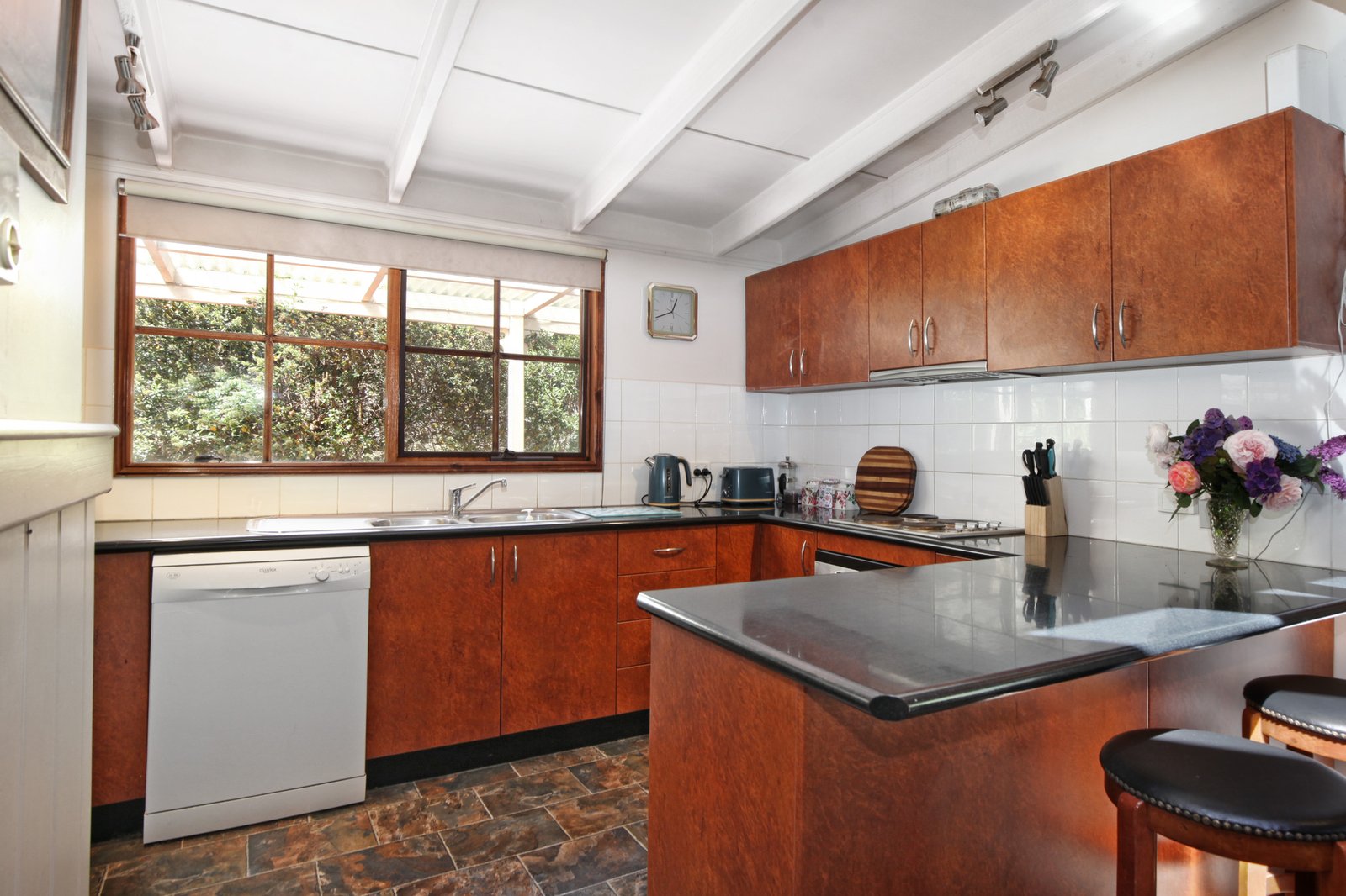 Real Estate and Property in 17 Buckland Street, Woodend, VIC