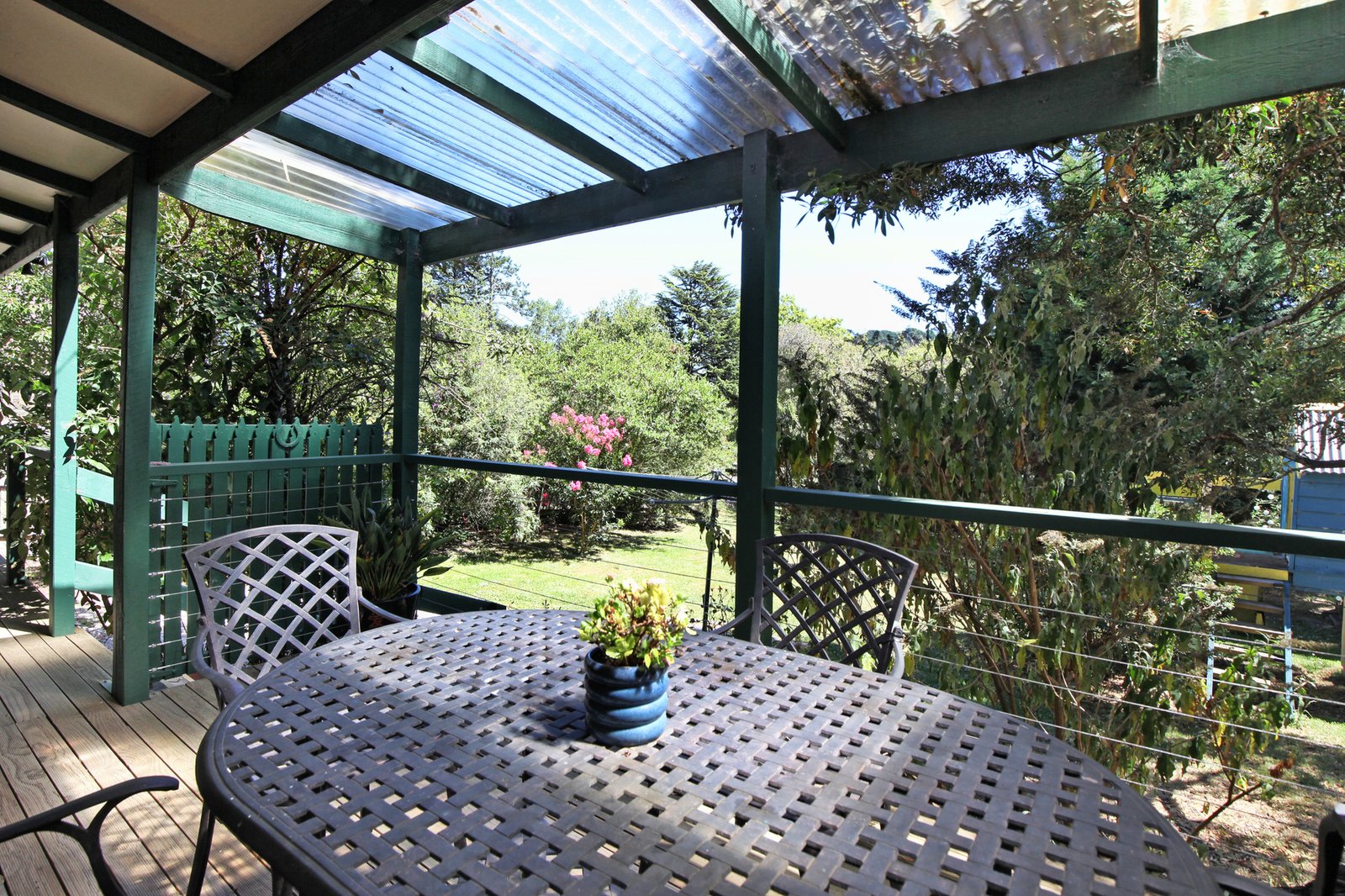 Real Estate and Property in 17 Buckland Street, Woodend, VIC