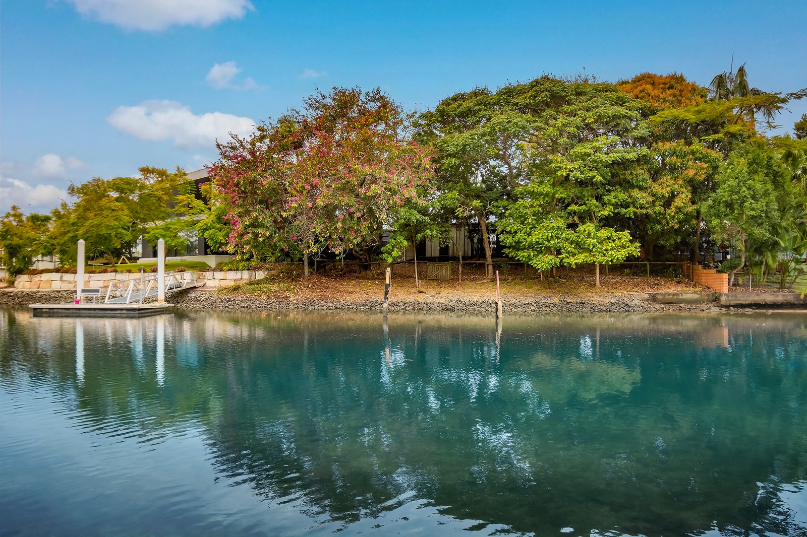 17 Buena Vista Court BROADBEACH WATERS 9