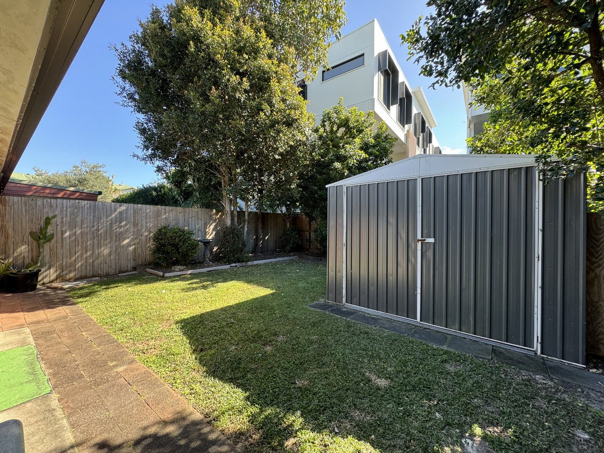 1/7 Bullimah Avenue Burleigh Heads 21