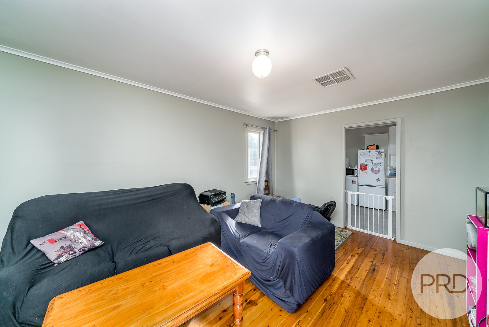 17 Buna Street ASHMONT 3