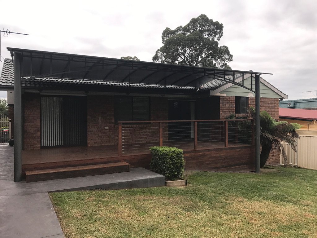 17 Bunbinla Avenue MOUNT RIVERVIEW 4