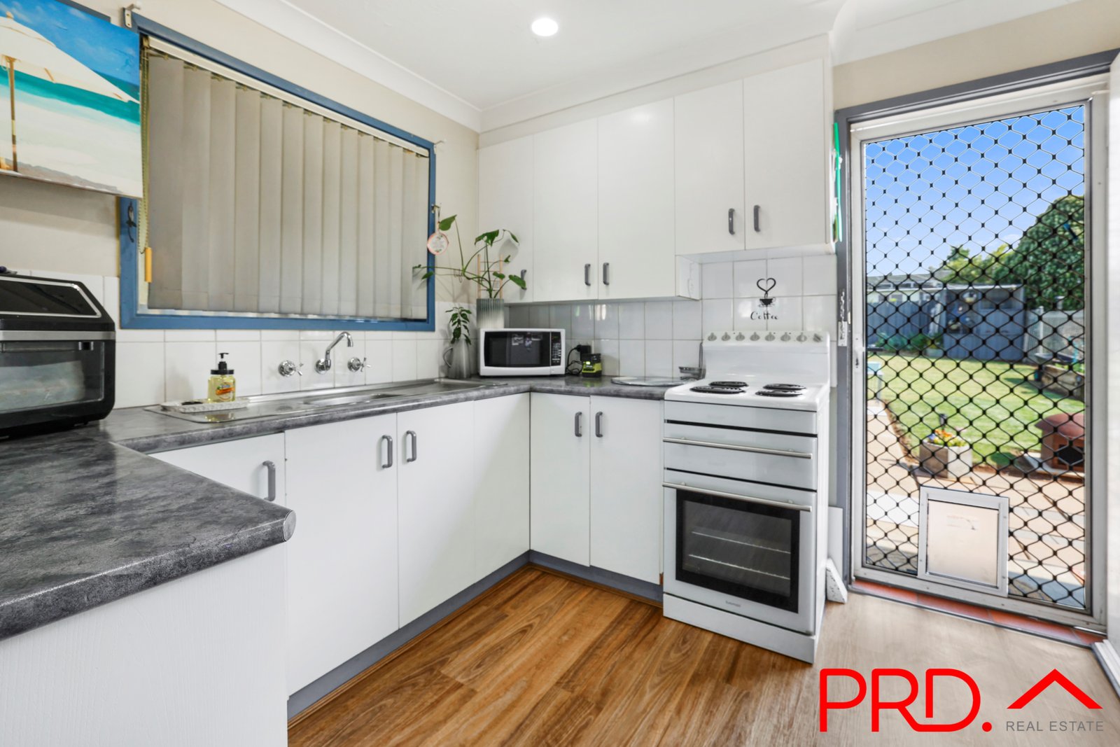 17 Burilla Street TAMWORTH 4