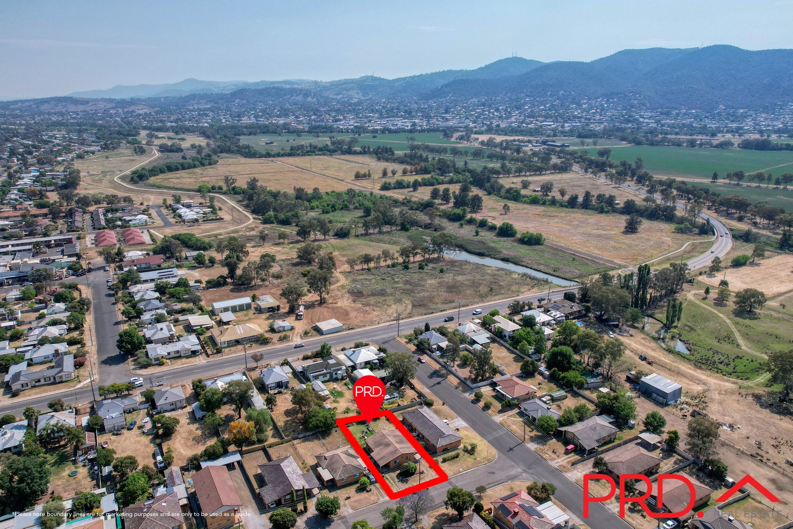 17 Burilla Street TAMWORTH 21