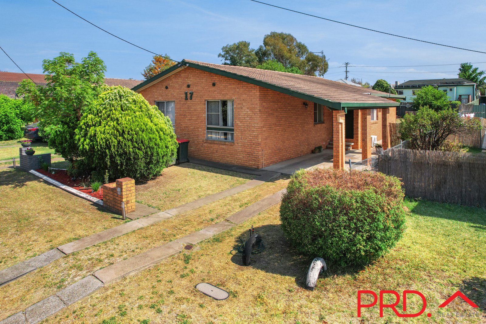 17 Burilla Street TAMWORTH 23