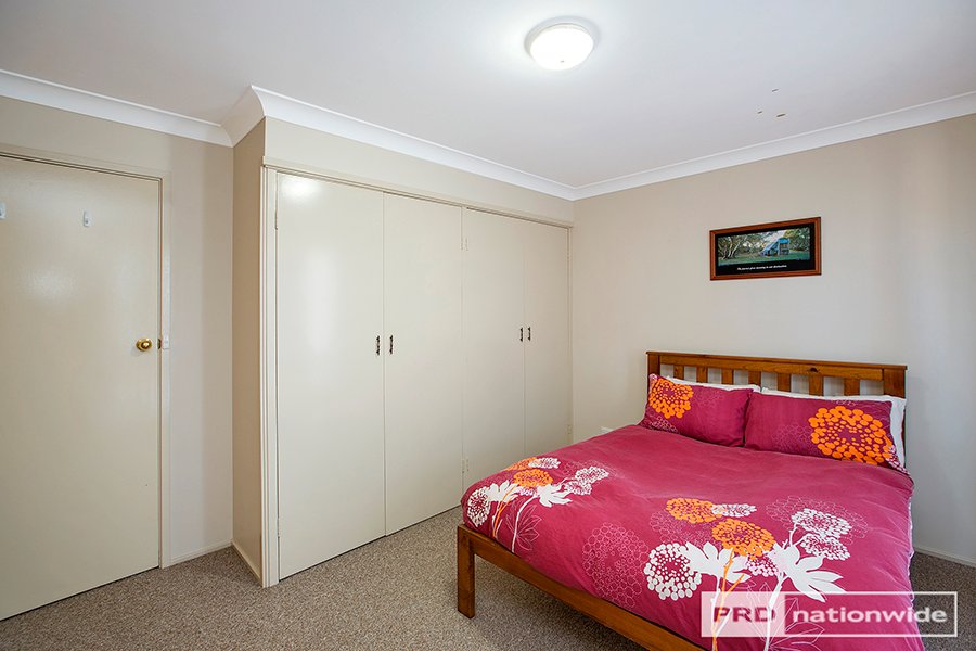17 Burilla Street TAMWORTH 4