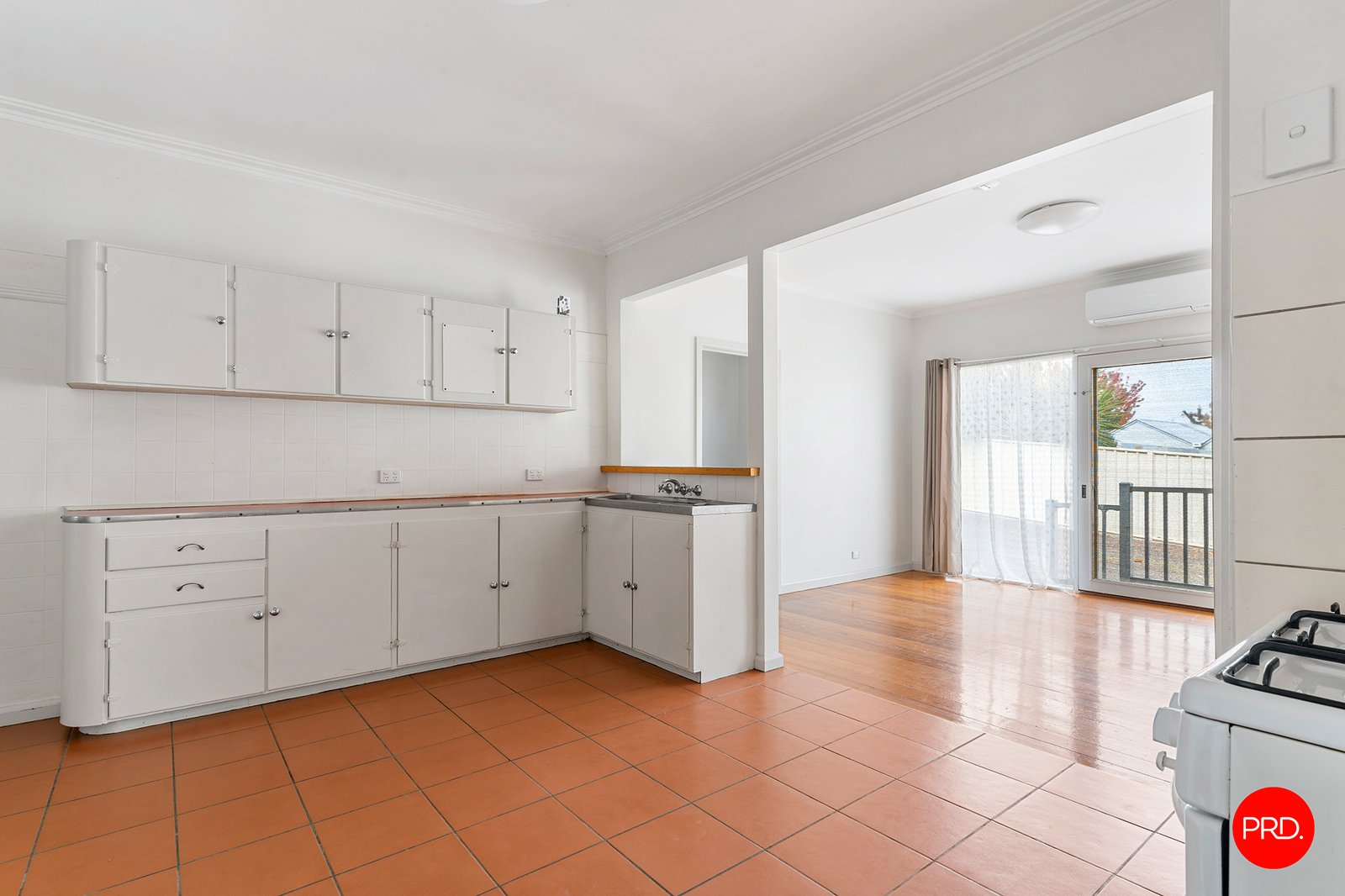 17 Burn Street GOLDEN SQUARE 4