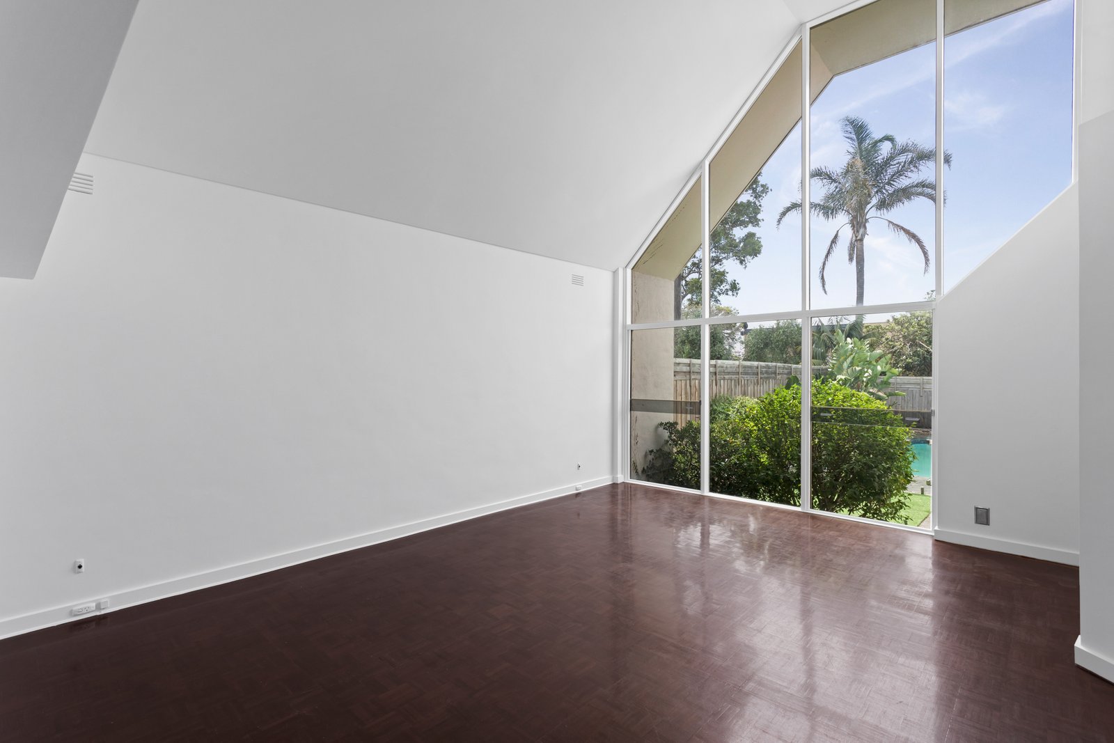 Real Estate and Property in 17 Burrindi Road, Caulfield South, VIC