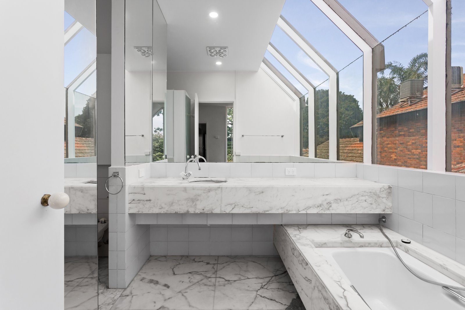 Real Estate and Property in 17 Burrindi Road, Caulfield South, VIC