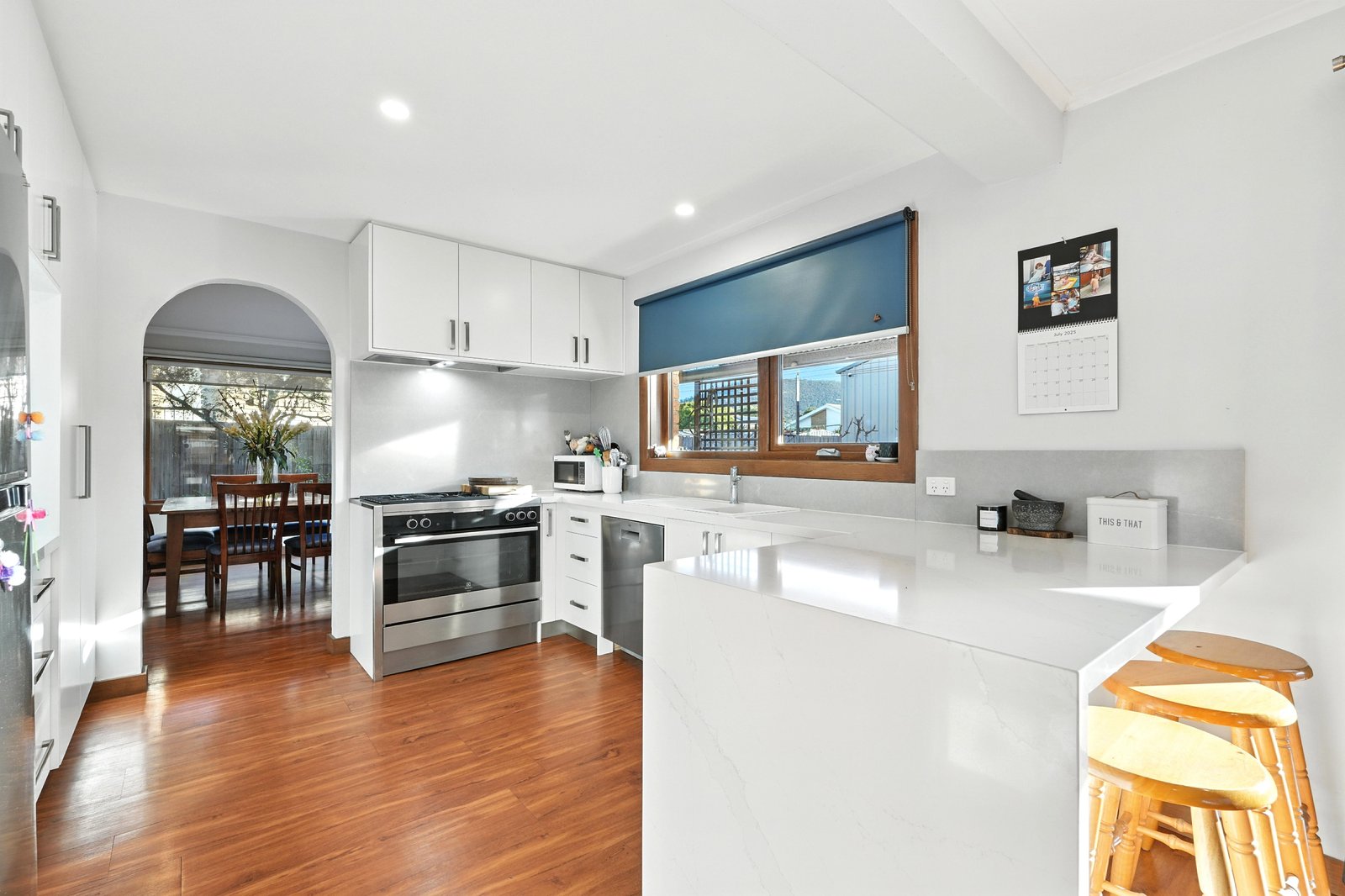 17 Cadbury Road CLAREMONT 9