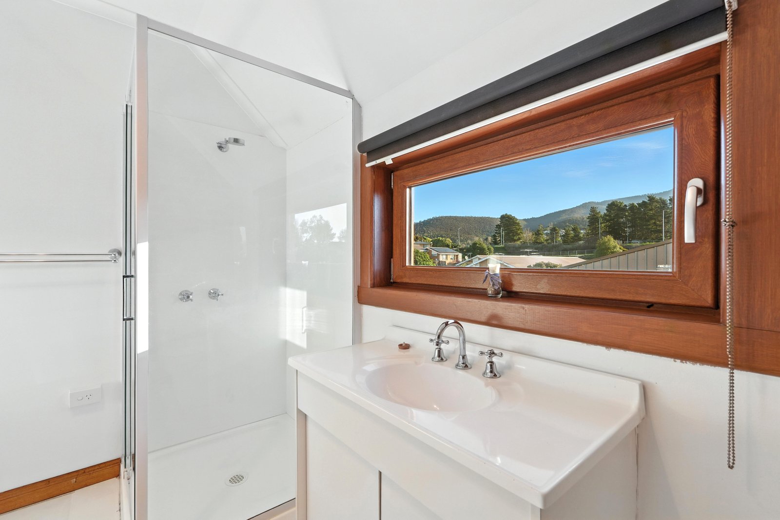 17 Cadbury Road CLAREMONT 22