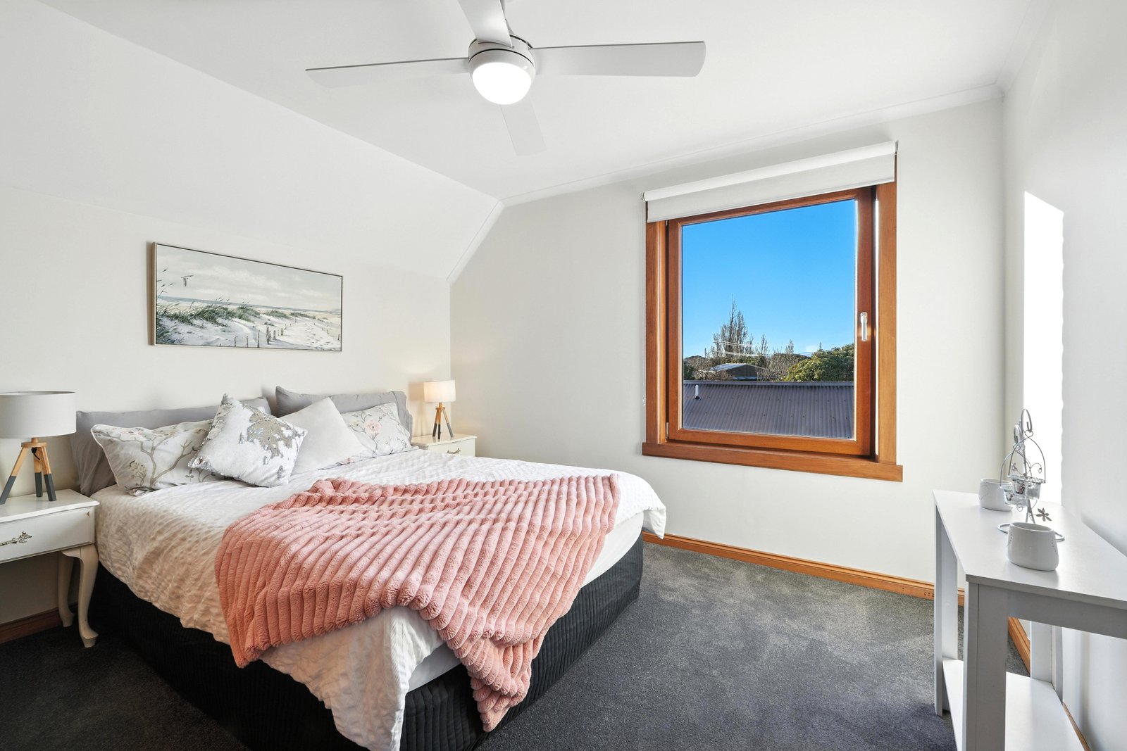 17 Cadbury Road CLAREMONT 27