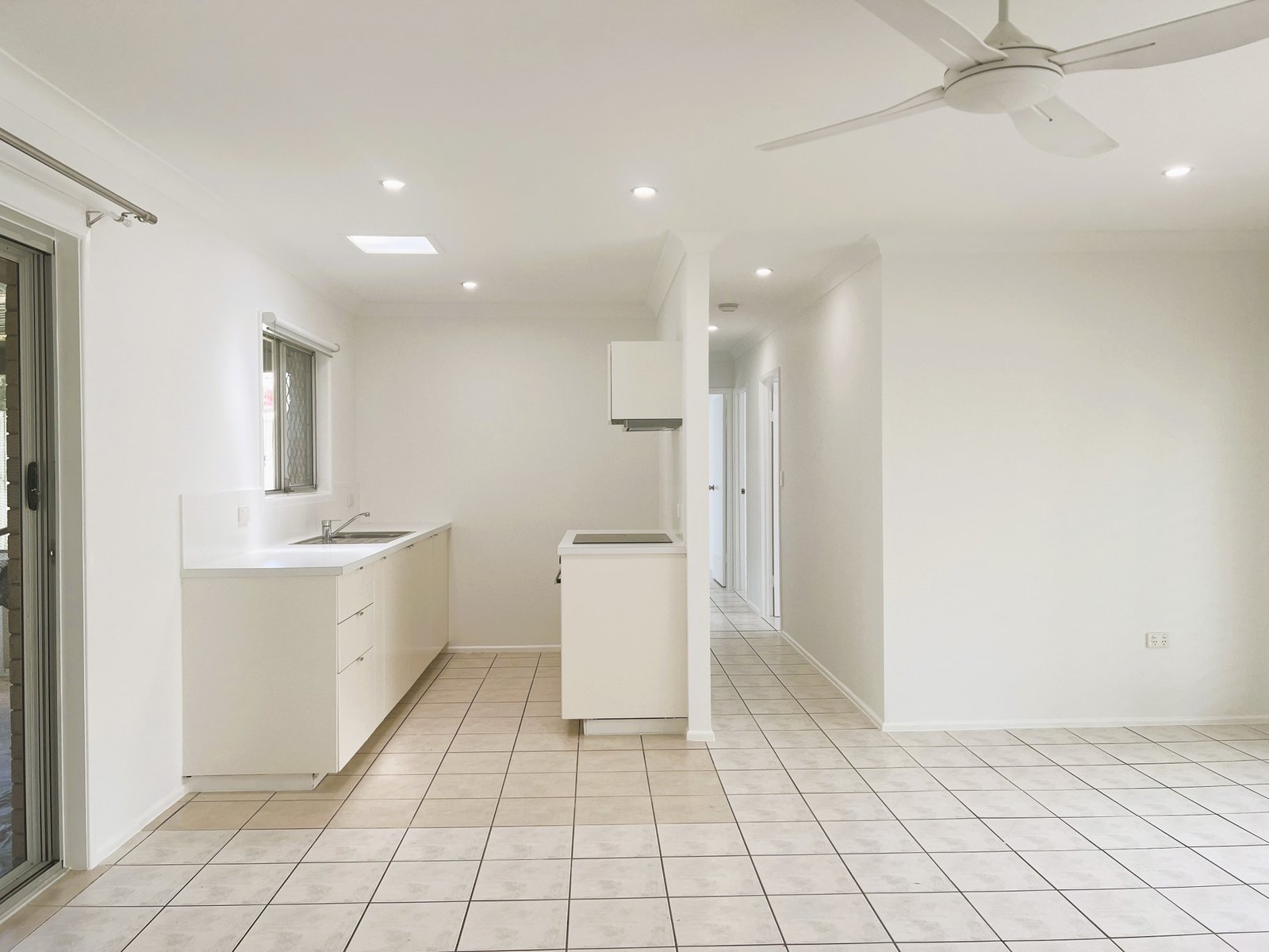 17 Cairns Avenue PALM BEACH 3