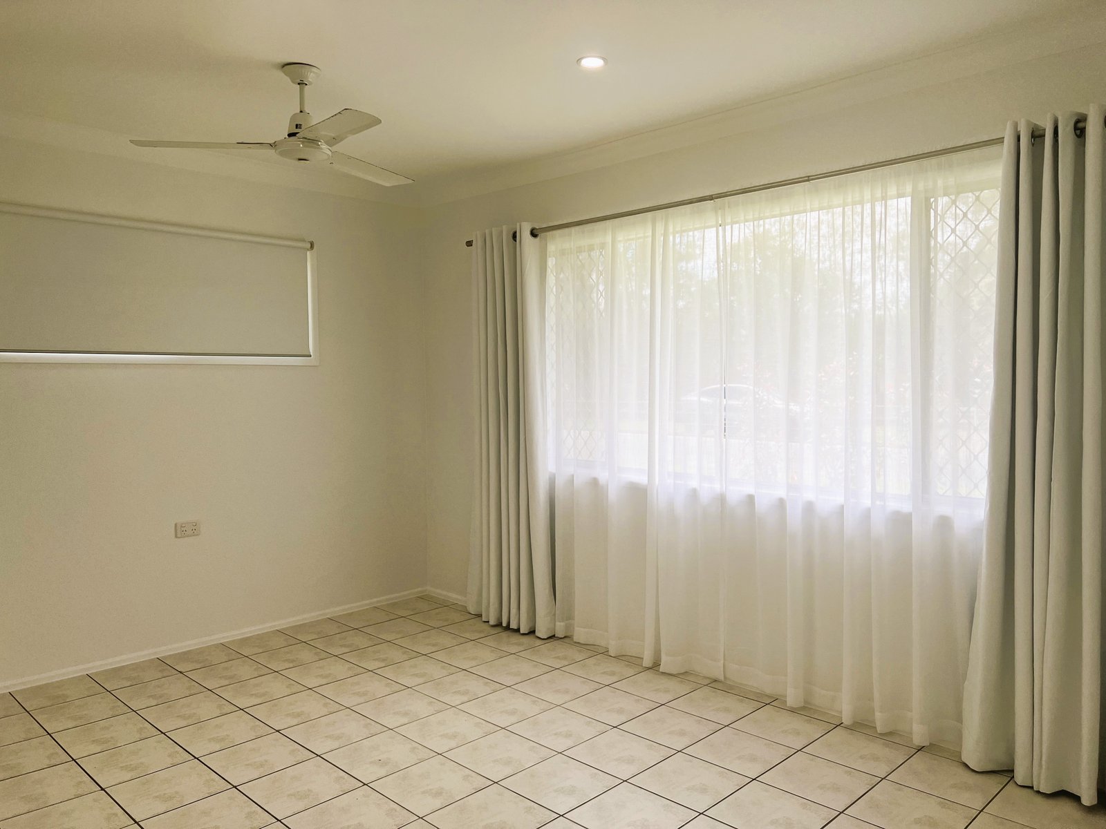 17 Cairns Avenue PALM BEACH 7