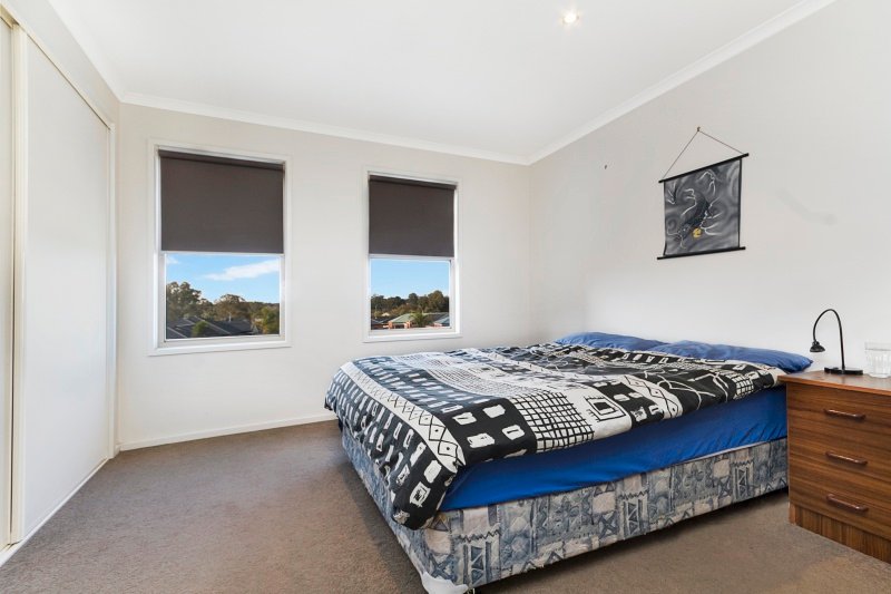 1/7 Caleb Close GOLDEN SQUARE 6