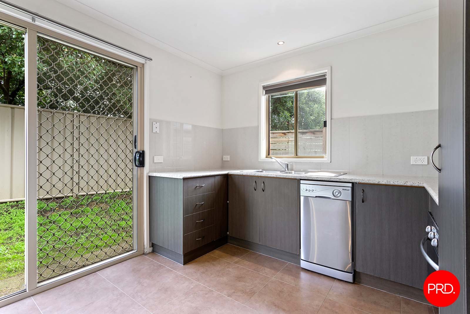 1/7 Caleb Close GOLDEN SQUARE 4