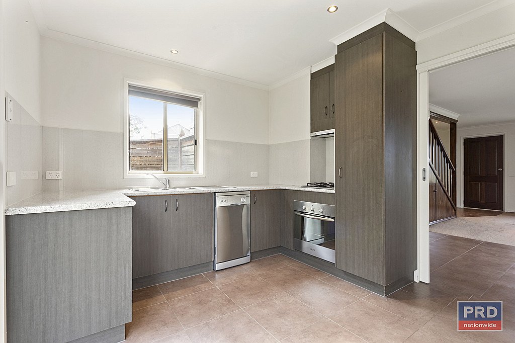 1/7 Caleb Close GOLDEN SQUARE 3