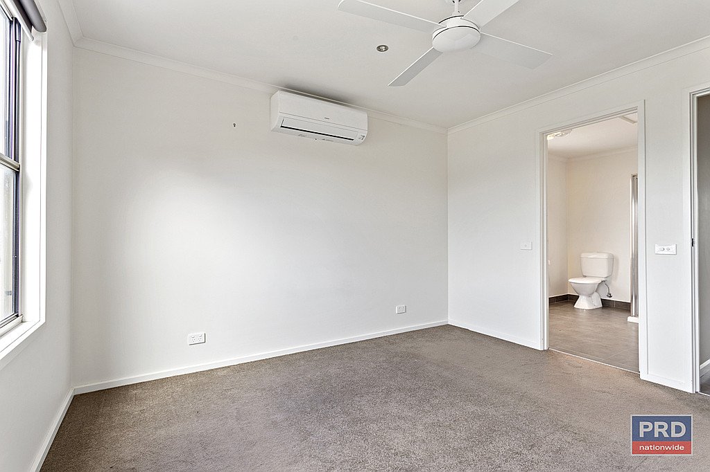 1/7 Caleb Close GOLDEN SQUARE 11