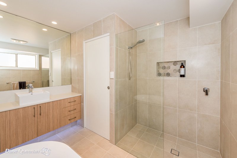 17 Caledonia Close SALAMANDER BAY 21