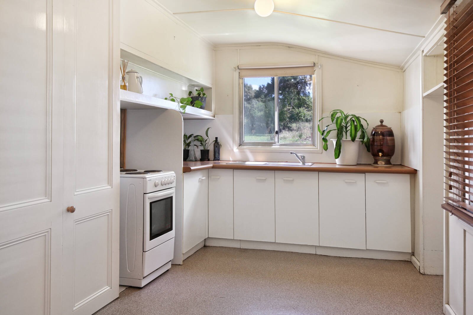 Real Estate and Property in 17 Campbell Street, Malmsbury, VIC