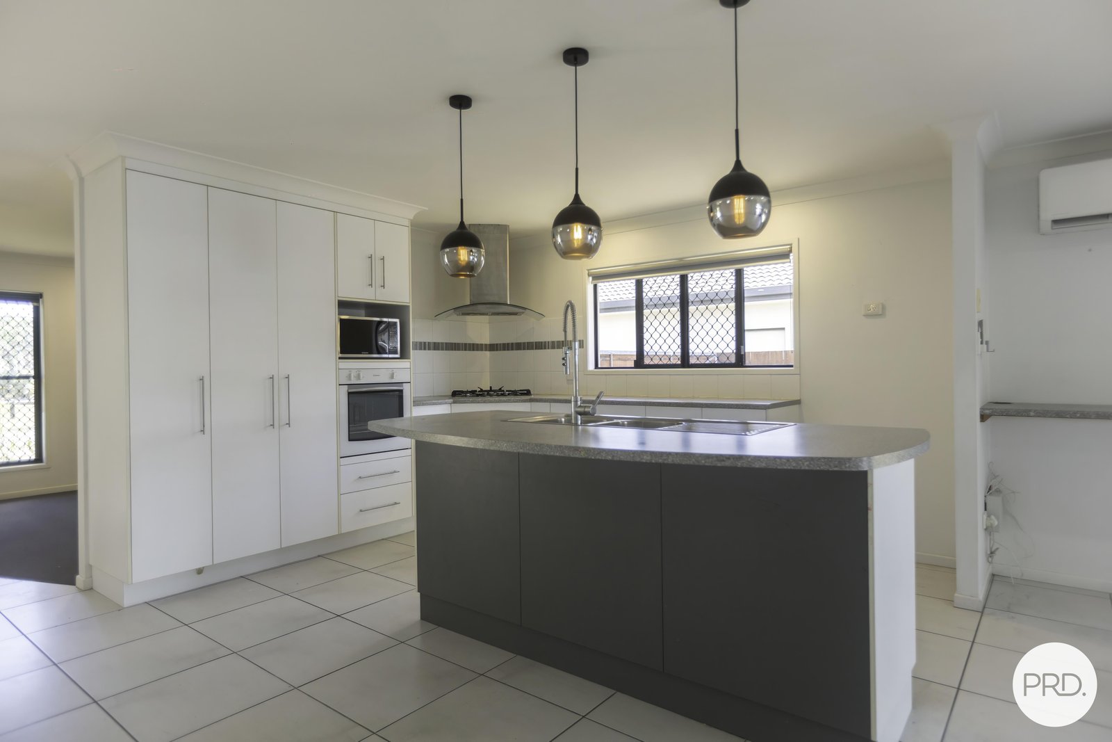 17 Canecutters Drive OORALEA 5