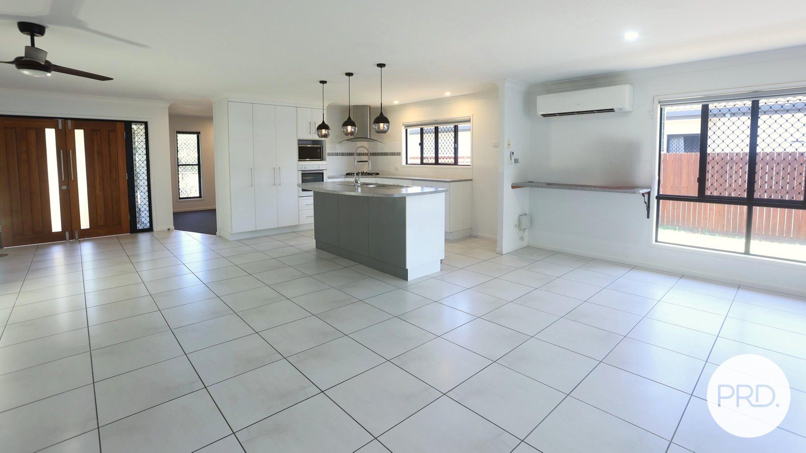 17 Canecutters Drive OORALEA 8