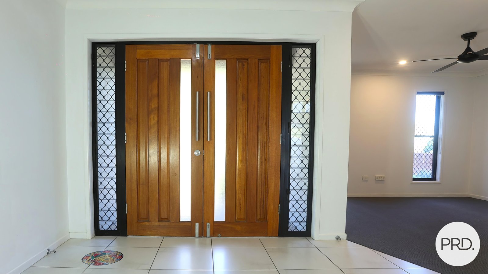 17 Canecutters Drive OORALEA 17