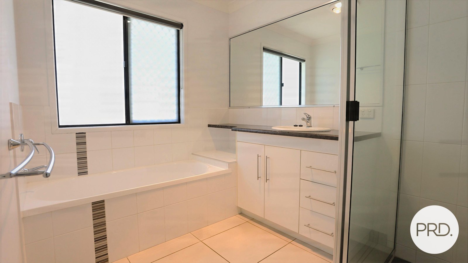 17 Canecutters Drive OORALEA 18