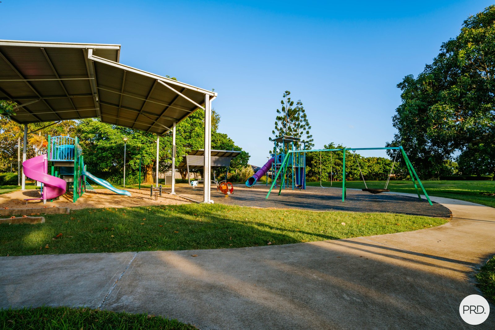 17 Canecutters Drive OORALEA 33