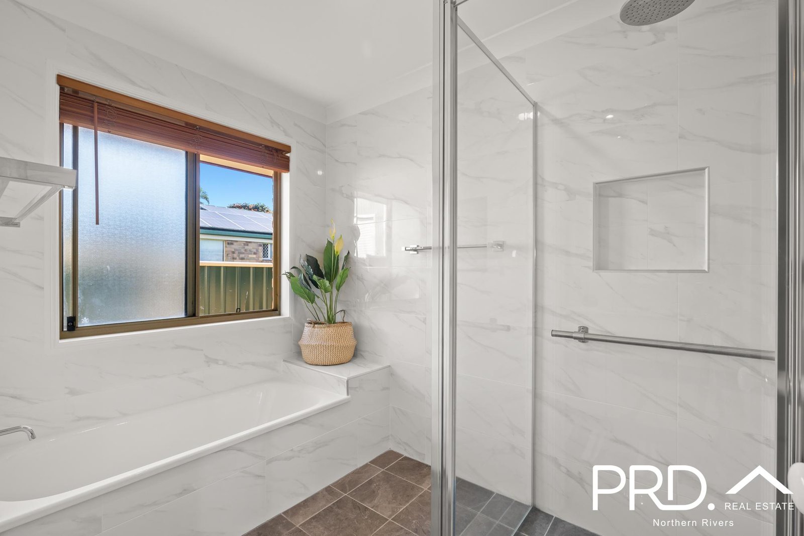 17 Canning Drive CASINO 11