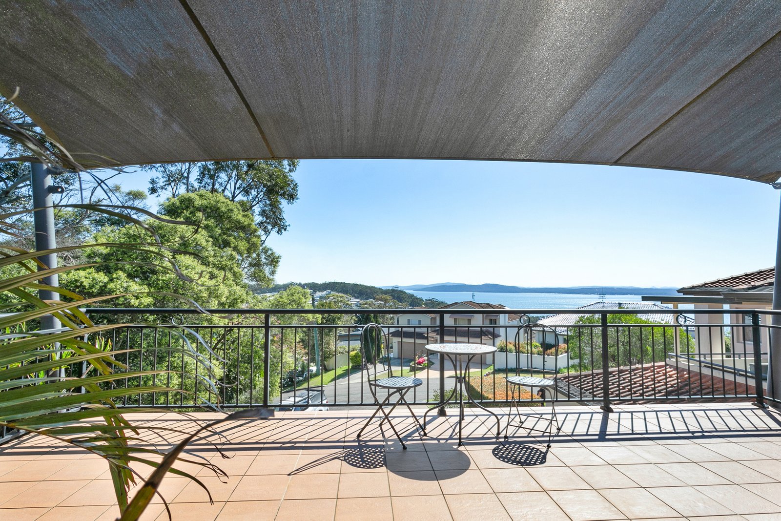 17 Canomii Close NELSON BAY 2