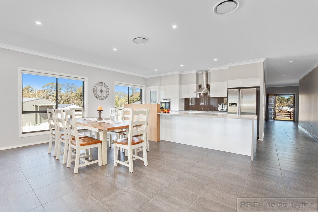 17 Carnival Close WINDELLA 21
