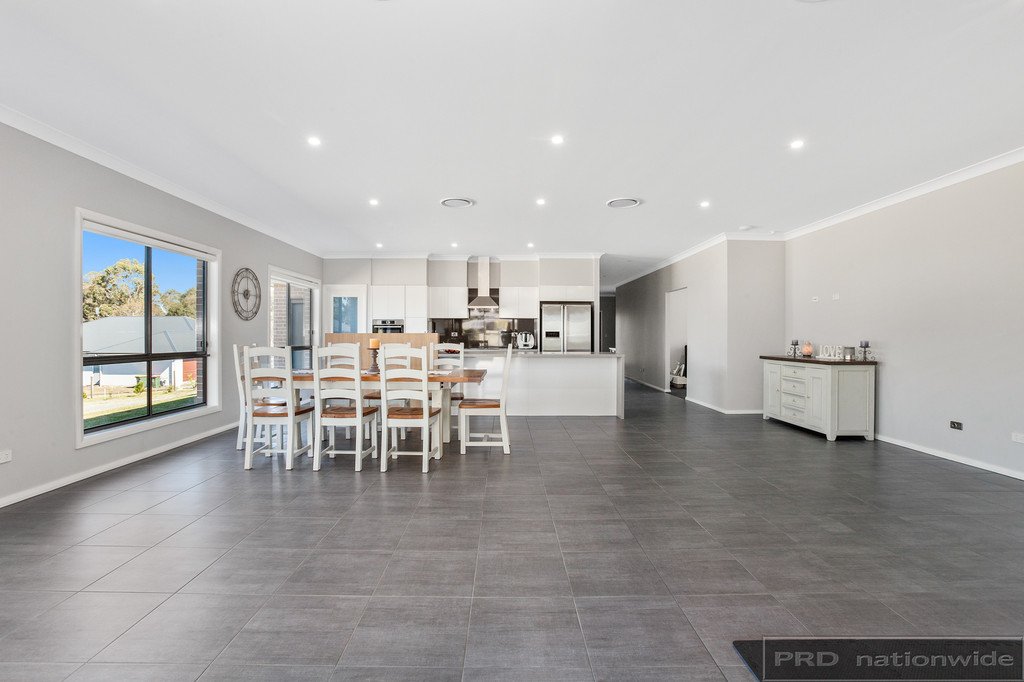 17 Carnival Close WINDELLA 23