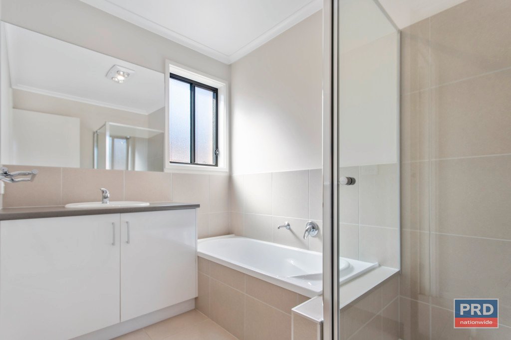 17 Carrington Close WHITE HILLS 8