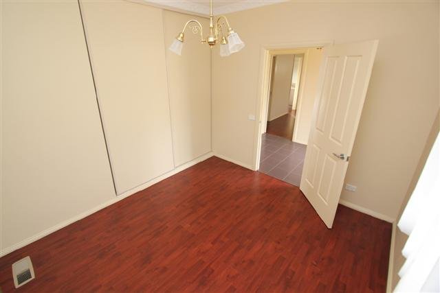 17 Catherine Court BROWN HILL 16