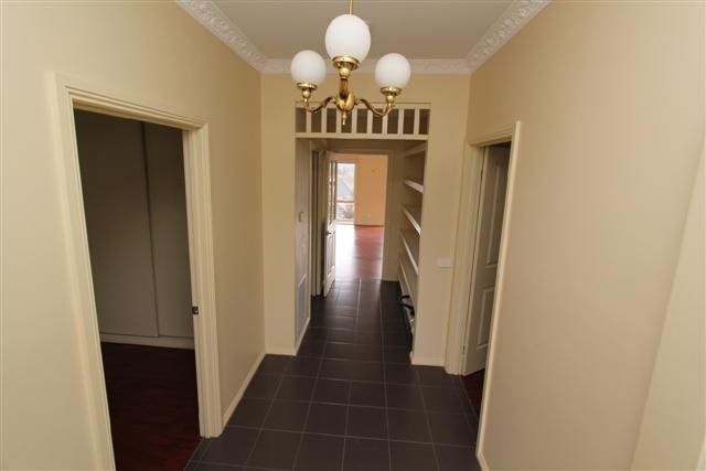 17 Catherine Court BROWN HILL 17