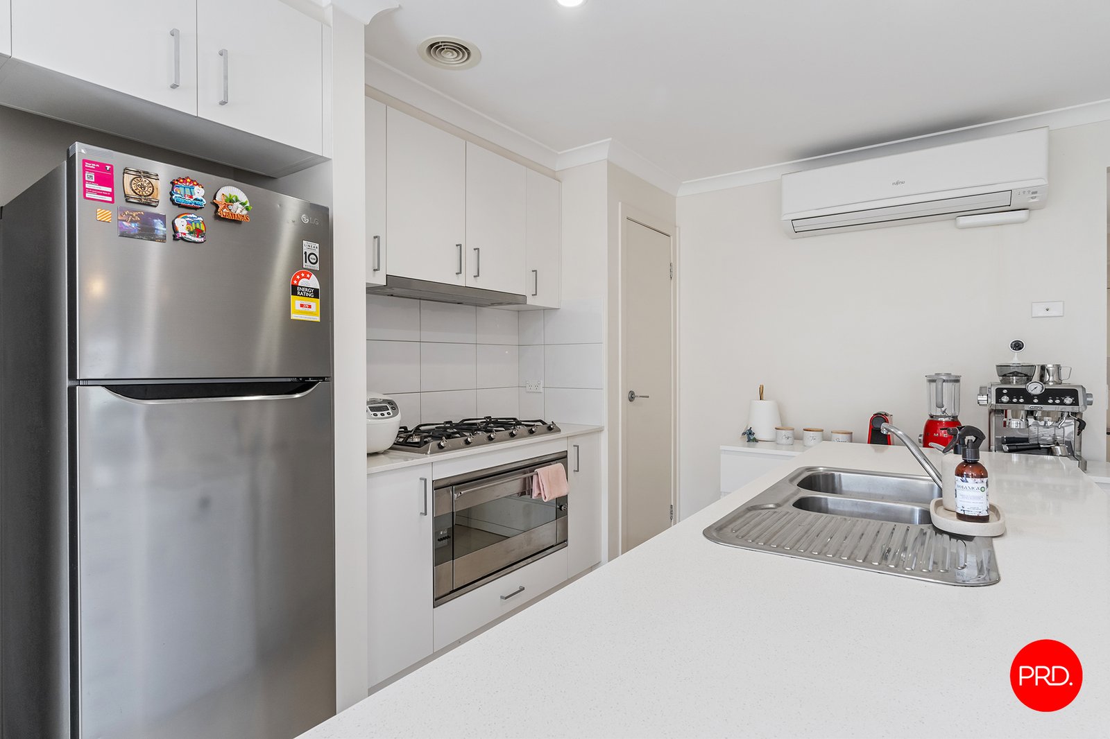 17 Caulfield Drive ASCOT 5