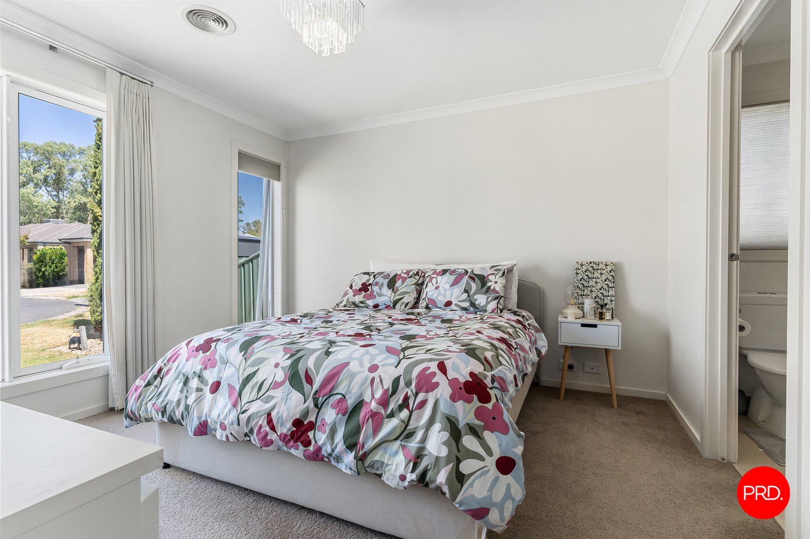 17 Caulfield Drive ASCOT 6
