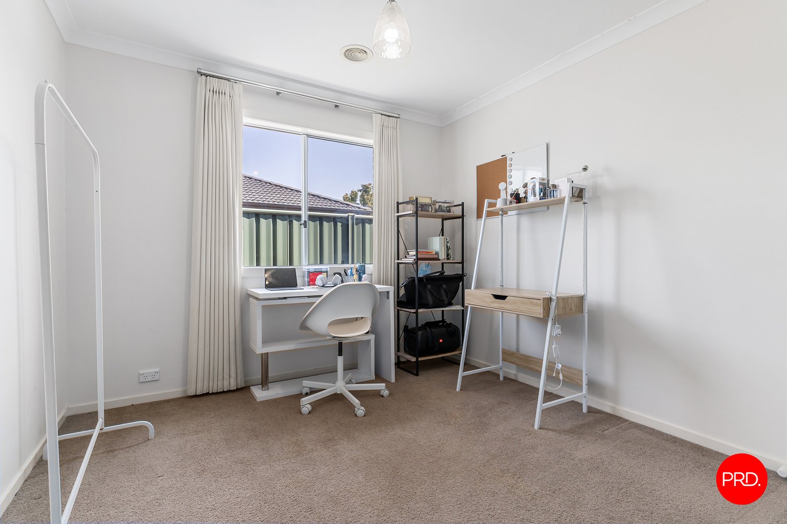 17 Caulfield Drive ASCOT 9