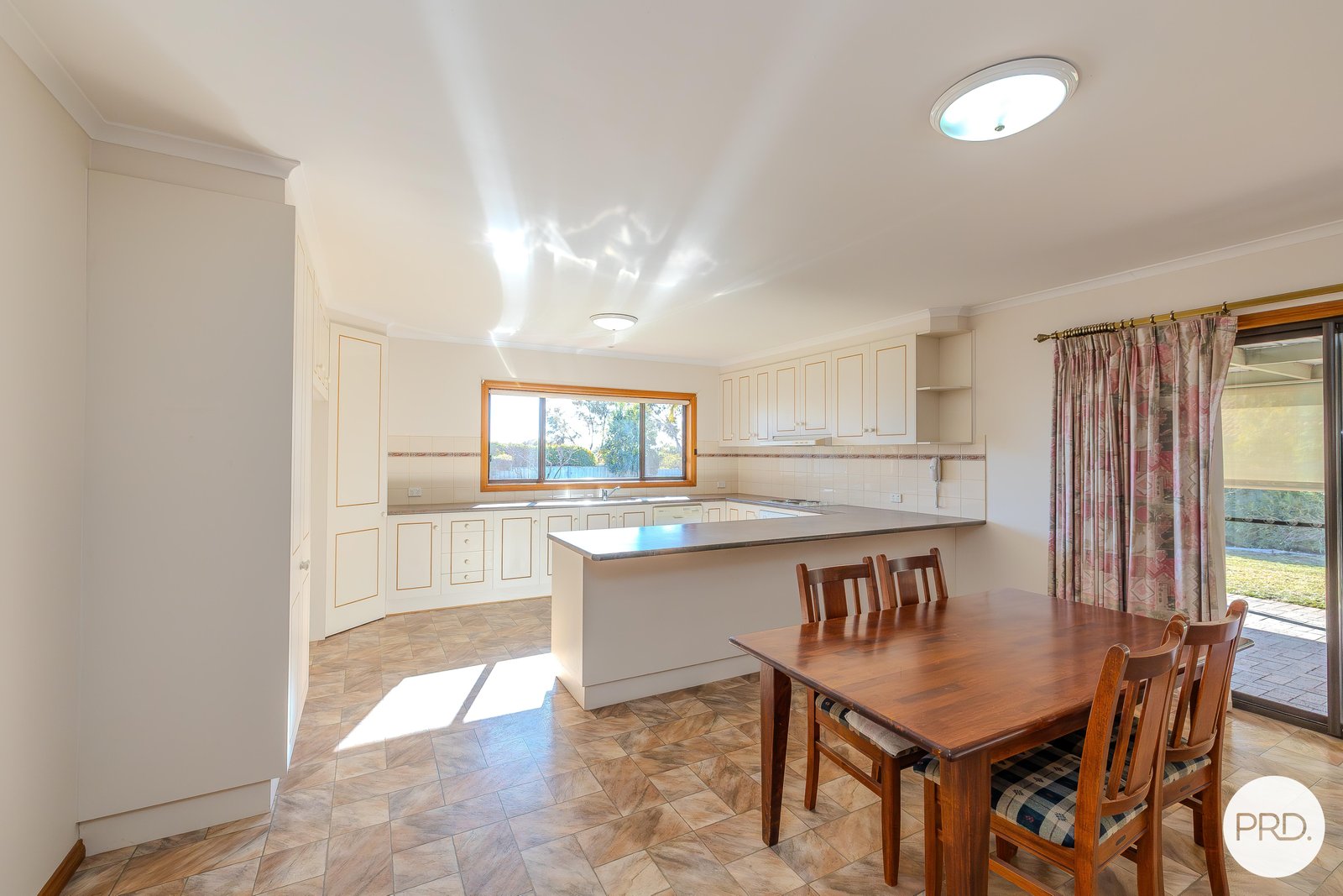 17 Chaffey Street,  MERBEIN 13