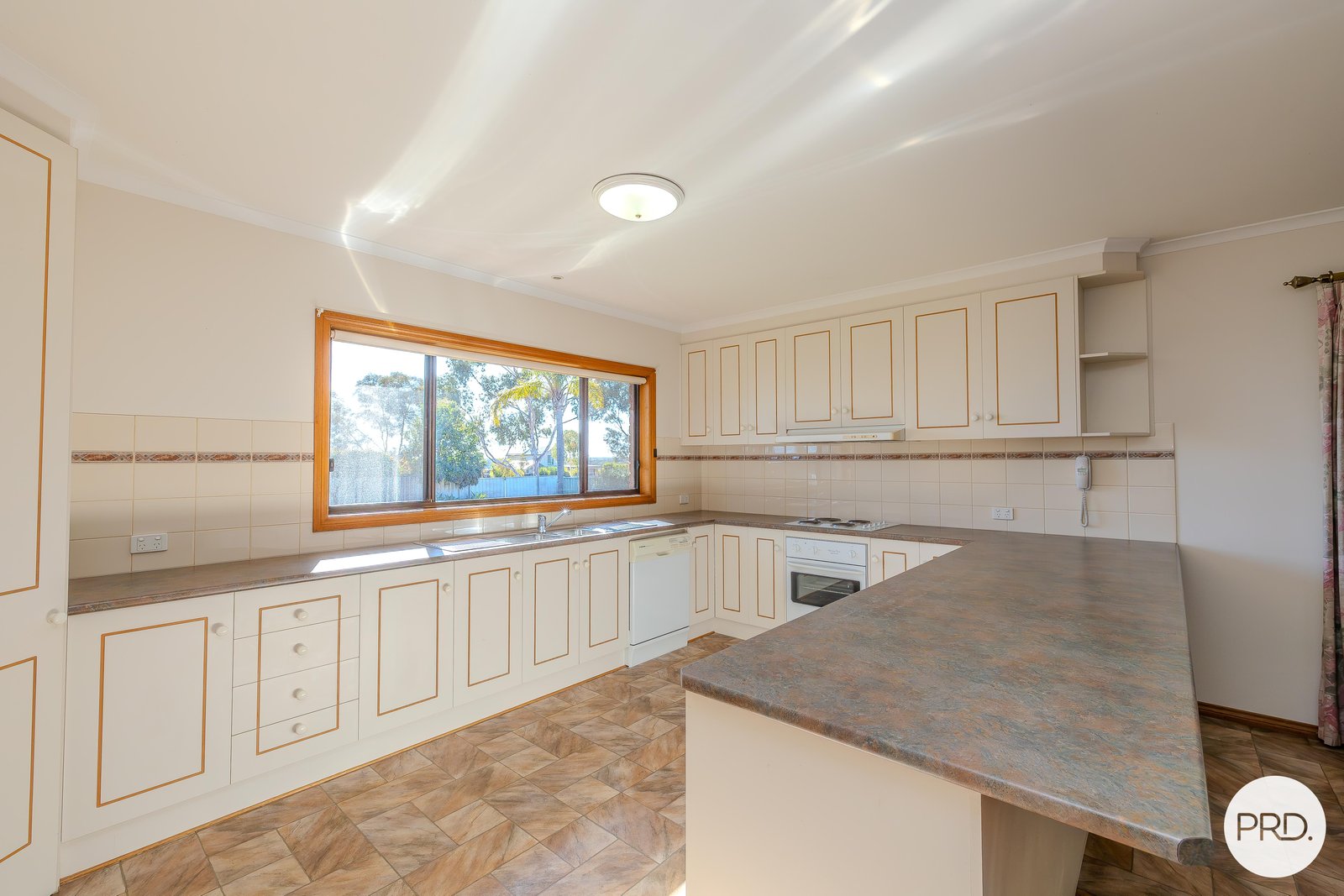 17 Chaffey Street,  MERBEIN 16