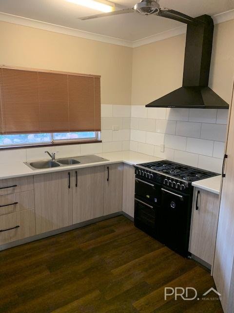 17 Charles Road CABLE BEACH 6
