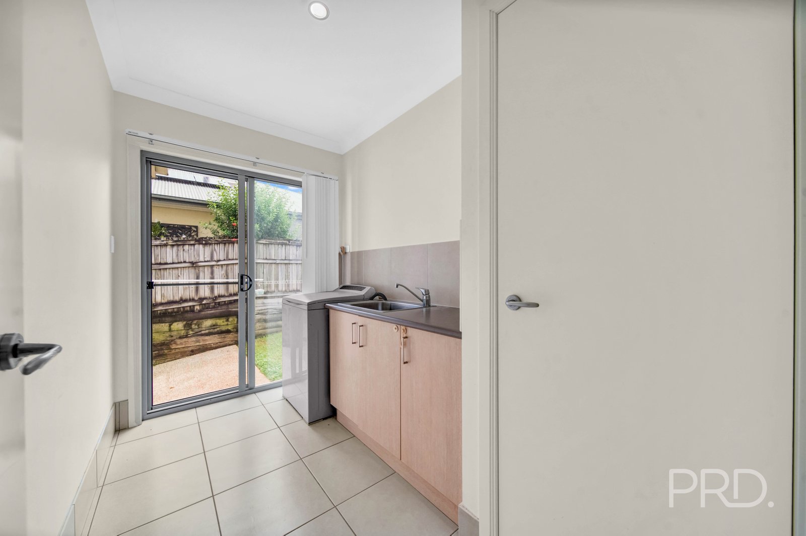 17 COLE Street REDLAND BAY 19