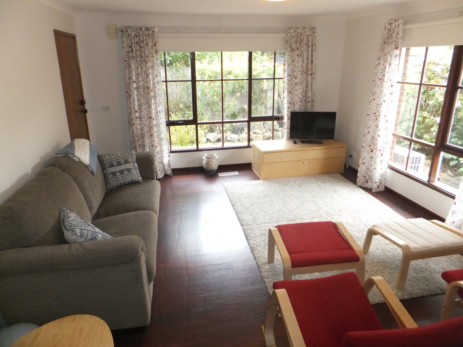 Gallery: 17 Comas Grove