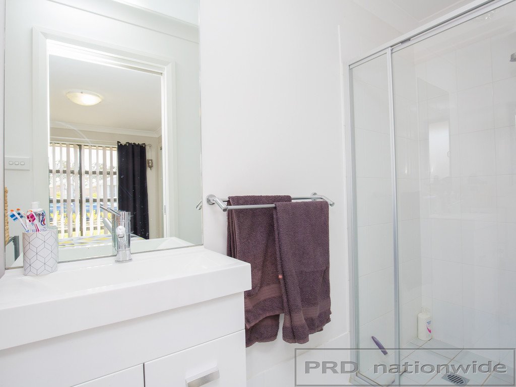 17 Connel Drive HEDDON GRETA 9