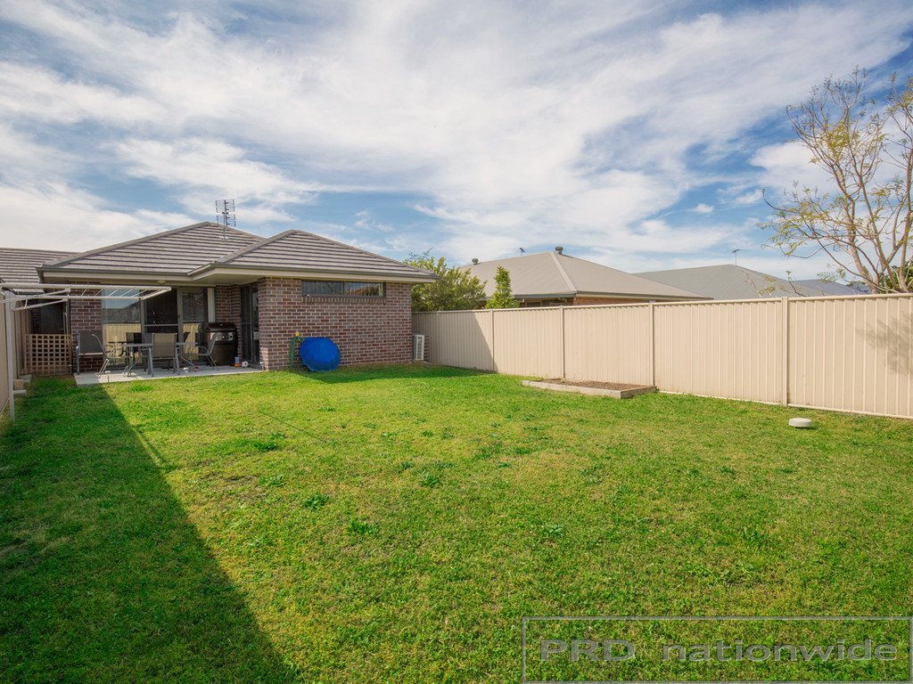 17 Connel Drive HEDDON GRETA 12