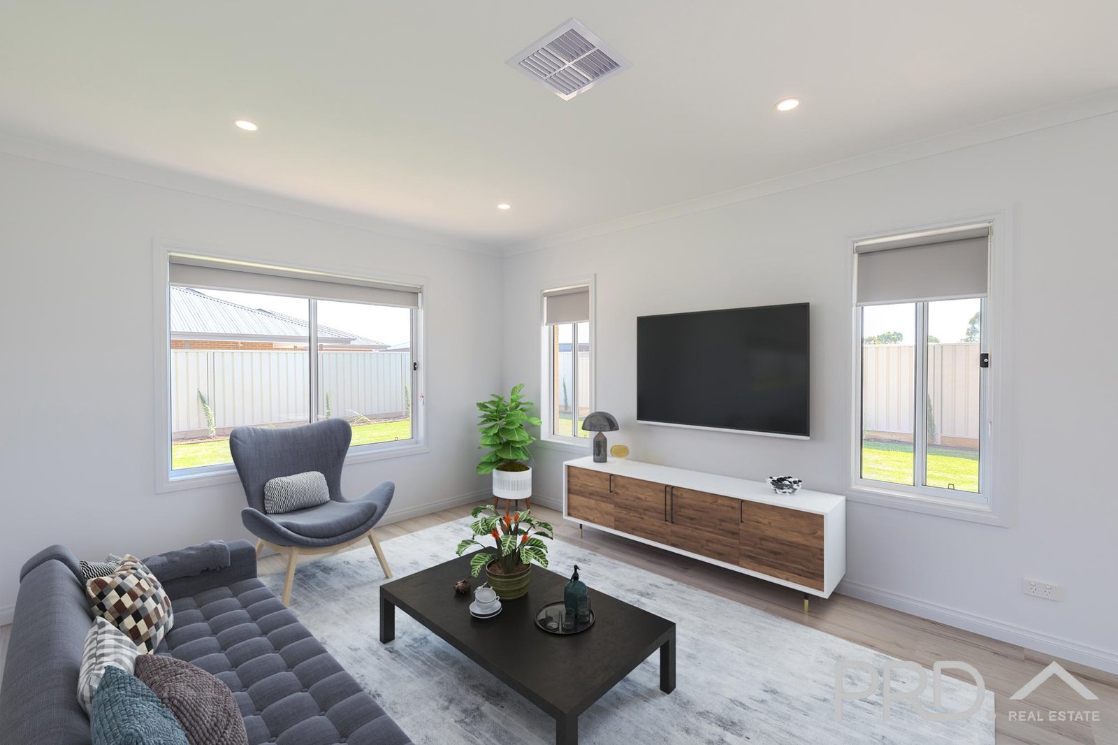 17 Cook Drive RED CLIFFS 2