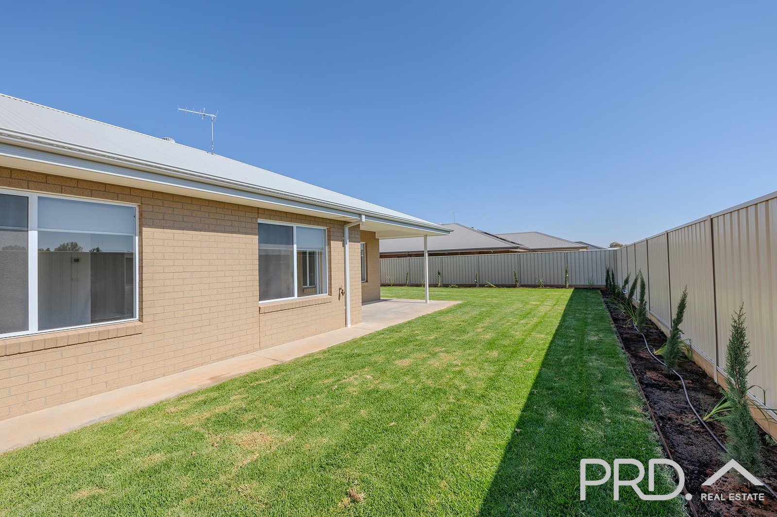 17 Cook Drive RED CLIFFS 12